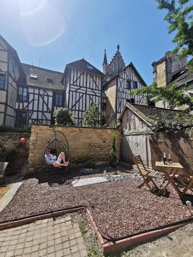 Apartamento Les Cieux de la Cathédrale - Calme - Jardin - Wifi Troyes Exterior foto