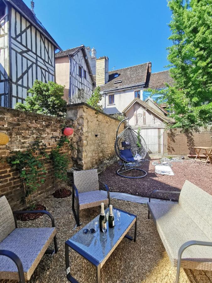 Apartamento Les Cieux de la Cathédrale - Calme - Jardin - Wifi Troyes Exterior foto